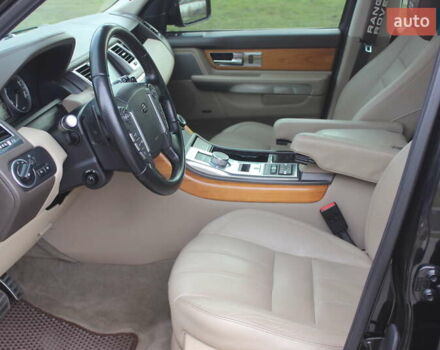 Черный Ленд Ровер Рендж Ровер Спорт, объемом двигателя 3 л и пробегом 137 тыс. км за 17999 $, фото 22 на Automoto.ua