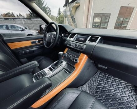 Черный Ленд Ровер Рендж Ровер Спорт, объемом двигателя 3 л и пробегом 240 тыс. км за 15000 $, фото 17 на Automoto.ua