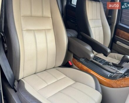 Чорний Ленд Ровер Range Rover Sport, об'ємом двигуна 5 л та пробігом 140 тис. км за 13899 $, фото 47 на Automoto.ua