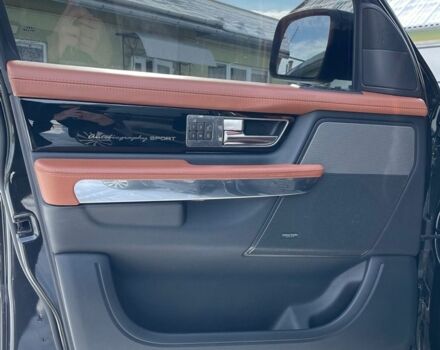 Чорний Ленд Ровер Range Rover Sport, об'ємом двигуна 2.99 л та пробігом 70 тис. км за 32000 $, фото 11 на Automoto.ua
