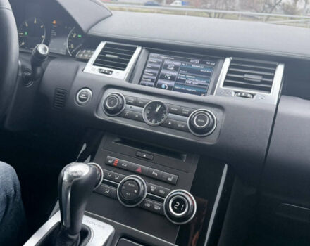 Чорний Ленд Ровер Range Rover Sport, об'ємом двигуна 2.99 л та пробігом 219 тис. км за 14000 $, фото 18 на Automoto.ua