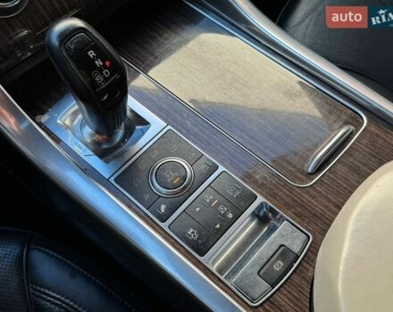 Чорний Ленд Ровер Range Rover Sport, об'ємом двигуна 5 л та пробігом 197 тис. км за 26990 $, фото 13 на Automoto.ua