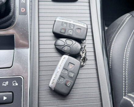 Чорний Ленд Ровер Range Rover Sport, об'ємом двигуна 2.99 л та пробігом 219 тис. км за 14000 $, фото 28 на Automoto.ua