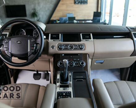 Чорний Ленд Ровер Range Rover Sport, об'ємом двигуна 3 л та пробігом 87 тис. км за 37500 $, фото 21 на Automoto.ua