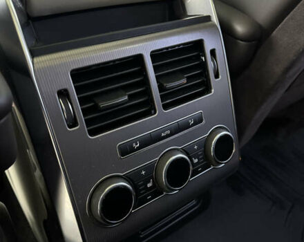 Черный Ленд Ровер Рендж Ровер Спорт, объемом двигателя 5 л и пробегом 139 тыс. км за 27899 $, фото 17 на Automoto.ua