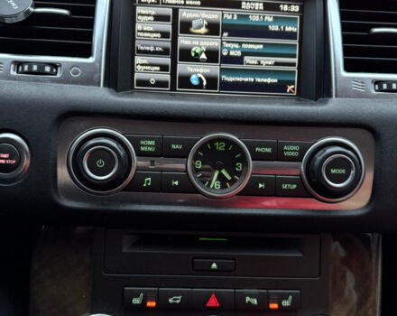 Чорний Ленд Ровер Range Rover Sport, об'ємом двигуна 2.99 л та пробігом 240 тис. км за 16500 $, фото 26 на Automoto.ua