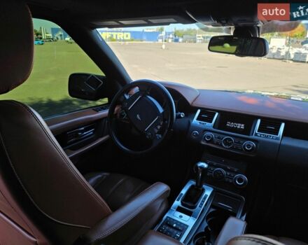 Чорний Ленд Ровер Range Rover Sport, об'ємом двигуна 5 л та пробігом 180 тис. км за 12000 $, фото 16 на Automoto.ua