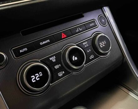 Чорний Ленд Ровер Range Rover Sport, об'ємом двигуна 3 л та пробігом 226 тис. км за 27164 $, фото 19 на Automoto.ua