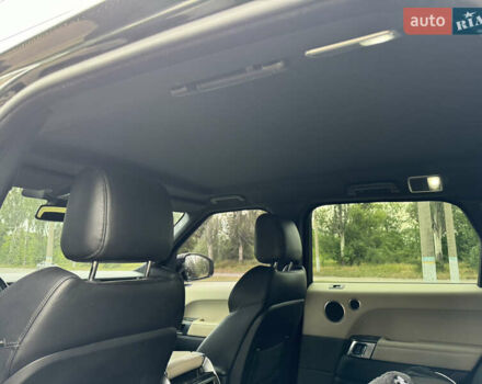 Черный Ленд Ровер Рендж Ровер Спорт, объемом двигателя 2.99 л и пробегом 220 тыс. км за 29000 $, фото 7 на Automoto.ua