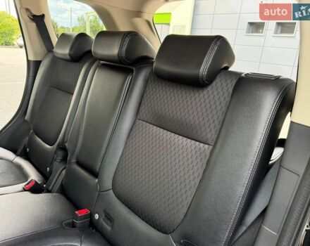 Чорний Ленд Ровер Range Rover Sport, об'ємом двигуна 0 л та пробігом 125 тис. км за 13525 $, фото 3 на Automoto.ua