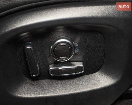 Ленд Ровер Рендж Ровер Спорт 2016 в Одессе на Automoto.ua Черный Ленд Ровер Рендж Ровер Спорт, объемом двигателя 2.99 л и пробегом 184 тыс. км за 32500 $, фото 27 на Automoto.ua