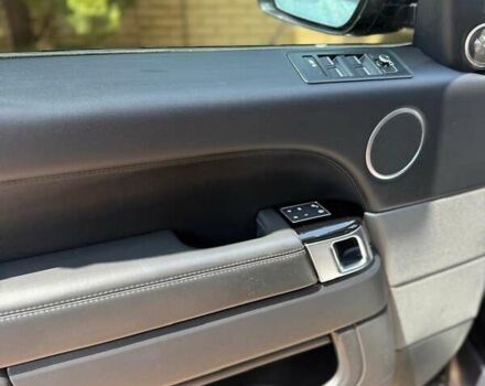 Черный Ленд Ровер Рендж Ровер Спорт, объемом двигателя 2.99 л и пробегом 78 тыс. км за 29500 $, фото 5 на Automoto.ua