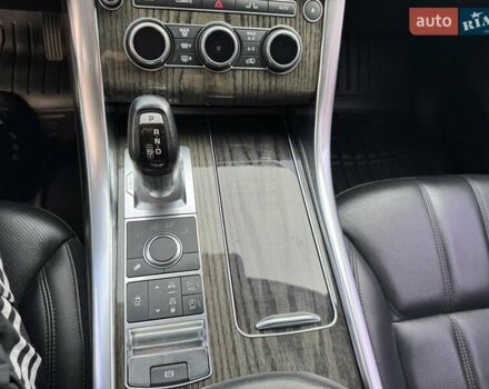 Чорний Ленд Ровер Range Rover Sport, об'ємом двигуна 2.99 л та пробігом 130 тис. км за 30900 $, фото 41 на Automoto.ua