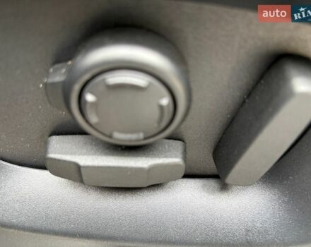 Черный Ленд Ровер Рендж Ровер Спорт, объемом двигателя 3 л и пробегом 123 тыс. км за 29333 $, фото 19 на Automoto.ua