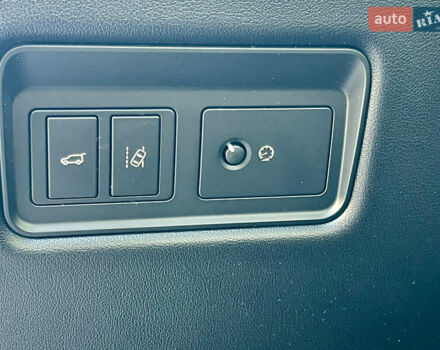 Ленд Ровер Рендж Ровер Спорт 2017 в Киеве на Automoto.ua Черный Ленд Ровер Рендж Ровер Спорт, объемом двигателя 3 л и пробегом 143 тыс. км за 37000 $, фото 13 на Automoto.ua