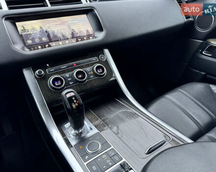 Чорний Ленд Ровер Range Rover Sport, об'ємом двигуна 2.99 л та пробігом 246 тис. км за 28600 $, фото 8 на Automoto.ua