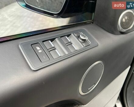 Чорний Ленд Ровер Range Rover Sport, об'ємом двигуна 5 л та пробігом 89 тис. км за 45000 $, фото 33 на Automoto.ua
