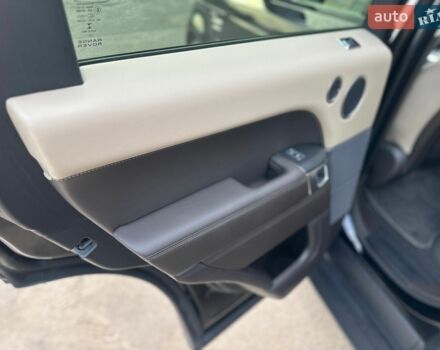 Чорний Ленд Ровер Range Rover Sport, об'ємом двигуна 2 л та пробігом 72 тис. км за 40000 $, фото 16 на Automoto.ua