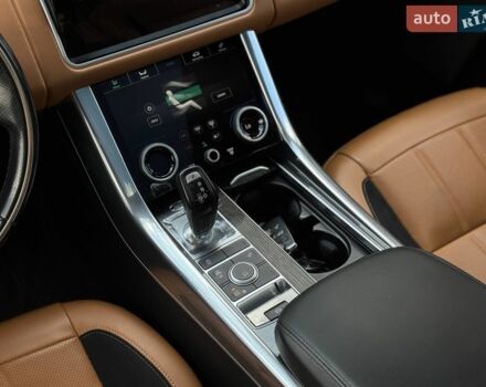 Чорний Ленд Ровер Range Rover Sport, об'ємом двигуна 2.99 л та пробігом 104 тис. км за 49900 $, фото 15 на Automoto.ua