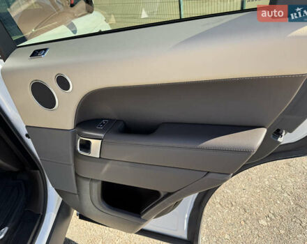 Ленд Ровер Рендж Ровер Спорт 2018 в Киеве на Automoto.ua Черный Ленд Ровер Рендж Ровер Спорт, объемом двигателя 2.99 л и пробегом 165 тыс. км за 41990 $, фото 38 на Automoto.ua