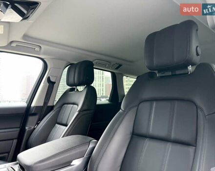 Чорний Ленд Ровер Range Rover Sport, об'ємом двигуна 2.99 л та пробігом 27 тис. км за 55000 $, фото 30 на Automoto.ua