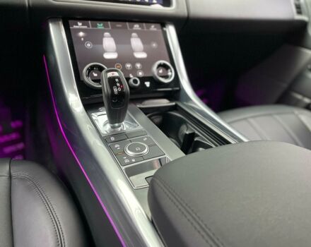 Чорний Ленд Ровер Range Rover Sport, об'ємом двигуна 2 л та пробігом 40 тис. км за 75900 $, фото 15 на Automoto.ua