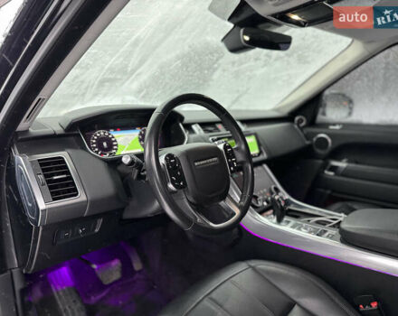 Черный Ленд Ровер Рендж Ровер Спорт, объемом двигателя 2 л и пробегом 98 тыс. км за 39900 $, фото 6 на Automoto.ua