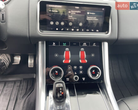 Чорний Ленд Ровер Range Rover Sport, об'ємом двигуна 2.99 л та пробігом 256 тис. км за 34900 $, фото 12 на Automoto.ua