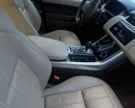 Чорний Ленд Ровер Range Rover Sport, об'ємом двигуна 2 л та пробігом 167 тис. км за 39000 $, фото 10 на Automoto.ua