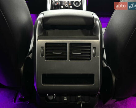 Черный Ленд Ровер Рендж Ровер Спорт, объемом двигателя 2 л и пробегом 98 тыс. км за 39900 $, фото 9 на Automoto.ua