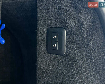 Черный Ленд Ровер Рендж Ровер Спорт, объемом двигателя 3 л и пробегом 112 тыс. км за 41500 $, фото 25 на Automoto.ua