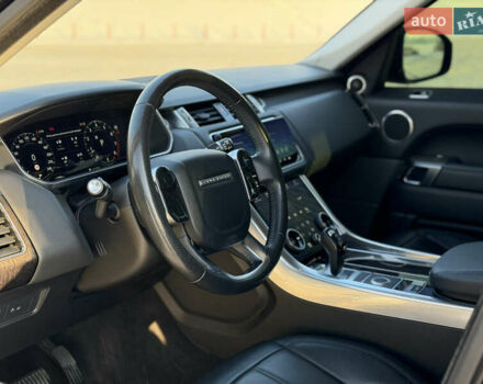Чорний Ленд Ровер Range Rover Sport, об'ємом двигуна 2 л та пробігом 118 тис. км за 47200 $, фото 24 на Automoto.ua