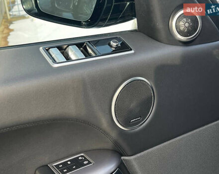 Черный Ленд Ровер Рендж Ровер Спорт, объемом двигателя 3 л и пробегом 112 тыс. км за 41500 $, фото 9 на Automoto.ua