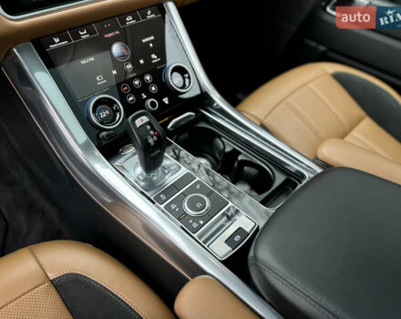 Черный Ленд Ровер Рендж Ровер Спорт, объемом двигателя 3 л и пробегом 150 тыс. км за 61900 $, фото 35 на Automoto.ua