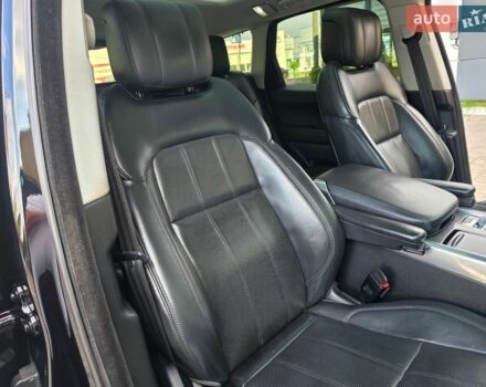 Чорний Ленд Ровер Range Rover Sport, об'ємом двигуна 3 л та пробігом 251 тис. км за 43777 $, фото 48 на Automoto.ua