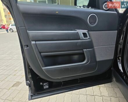 Чорний Ленд Ровер Range Rover Sport, об'ємом двигуна 3 л та пробігом 251 тис. км за 43777 $, фото 44 на Automoto.ua
