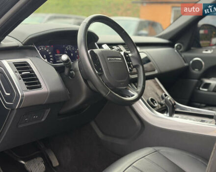 Черный Ленд Ровер Рендж Ровер Спорт, объемом двигателя 3 л и пробегом 81 тыс. км за 50000 $, фото 7 на Automoto.ua