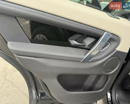 Чорний Ленд Ровер Range Rover Sport, об'ємом двигуна 2 л та пробігом 41 тис. км за 28500 $, фото 13 на Automoto.ua