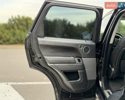 Черный Ленд Ровер Рендж Ровер Спорт, объемом двигателя 2.99 л и пробегом 135 тыс. км за 48900 $, фото 18 на Automoto.ua