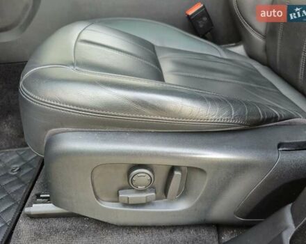 Черный Ленд Ровер Рендж Ровер Спорт, объемом двигателя 2.99 л и пробегом 102 тыс. км за 61900 $, фото 17 на Automoto.ua