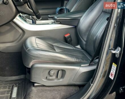 Черный Ленд Ровер Рендж Ровер Спорт, объемом двигателя 3 л и пробегом 138 тыс. км за 69000 $, фото 27 на Automoto.ua