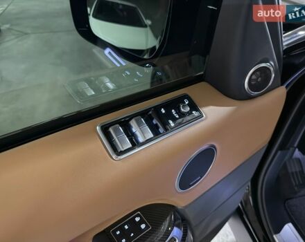 Черный Ленд Ровер Рендж Ровер Спорт, объемом двигателя 5 л и пробегом 82 тыс. км за 71000 $, фото 21 на Automoto.ua