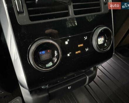 Чорний Ленд Ровер Range Rover Sport, об'ємом двигуна 3 л та пробігом 64 тис. км за 71000 $, фото 30 на Automoto.ua