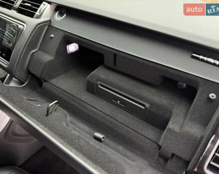 Чорний Ленд Ровер Range Rover Sport, об'ємом двигуна 3 л та пробігом 64 тис. км за 71000 $, фото 64 на Automoto.ua