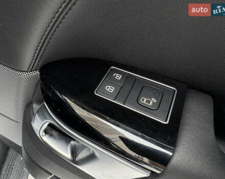 Чорний Ленд Ровер Range Rover Sport, об'ємом двигуна 3 л та пробігом 64 тис. км за 71000 $, фото 42 на Automoto.ua