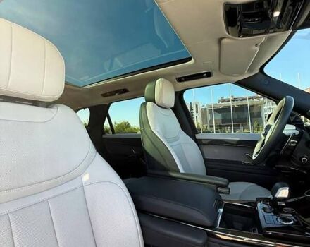 Чорний Ленд Ровер Range Rover Sport, об'ємом двигуна 3 л та пробігом 30 тис. км за 133000 $, фото 6 на Automoto.ua