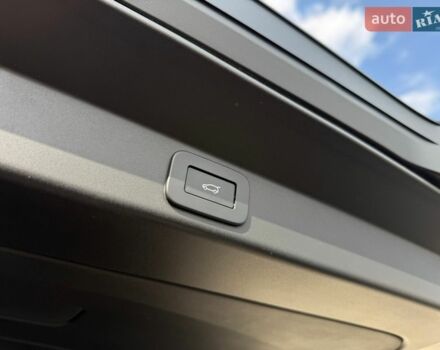 Черный Ленд Ровер Рендж Ровер Спорт, объемом двигателя 3 л и пробегом 19 тыс. км за 127900 $, фото 82 на Automoto.ua