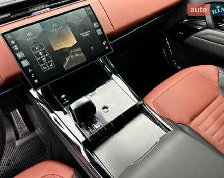 Черный Ленд Ровер Рендж Ровер Спорт, объемом двигателя 4.39 л и пробегом 11 тыс. км за 250000 $, фото 12 на Automoto.ua