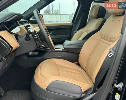 Чорний Ленд Ровер Range Rover Sport, об'ємом двигуна 4.39 л та пробігом 25 тис. км за 163611 $, фото 13 на Automoto.ua