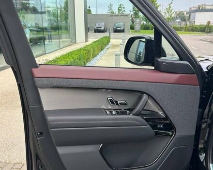 Ленд Ровер Range Rover Sport 2025 у Києві на Automoto.ua Чорний Ленд Ровер Range Rover Sport, об'ємом двигуна 3 л та пробігом 11 тис. км за 128159 $, фото 12 на Automoto.ua